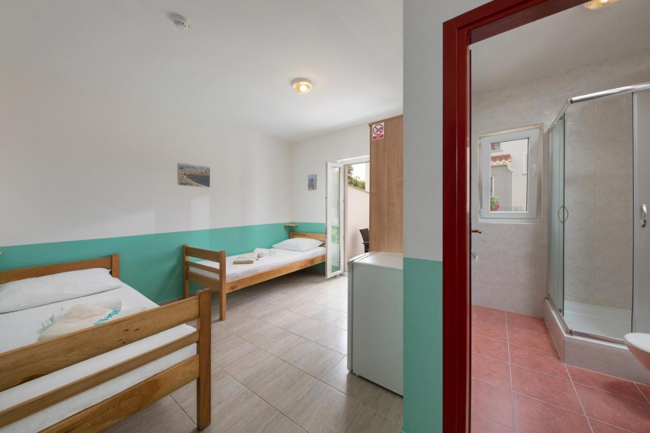 Hostel & Rooms Vagabundo Gajac エクステリア 写真